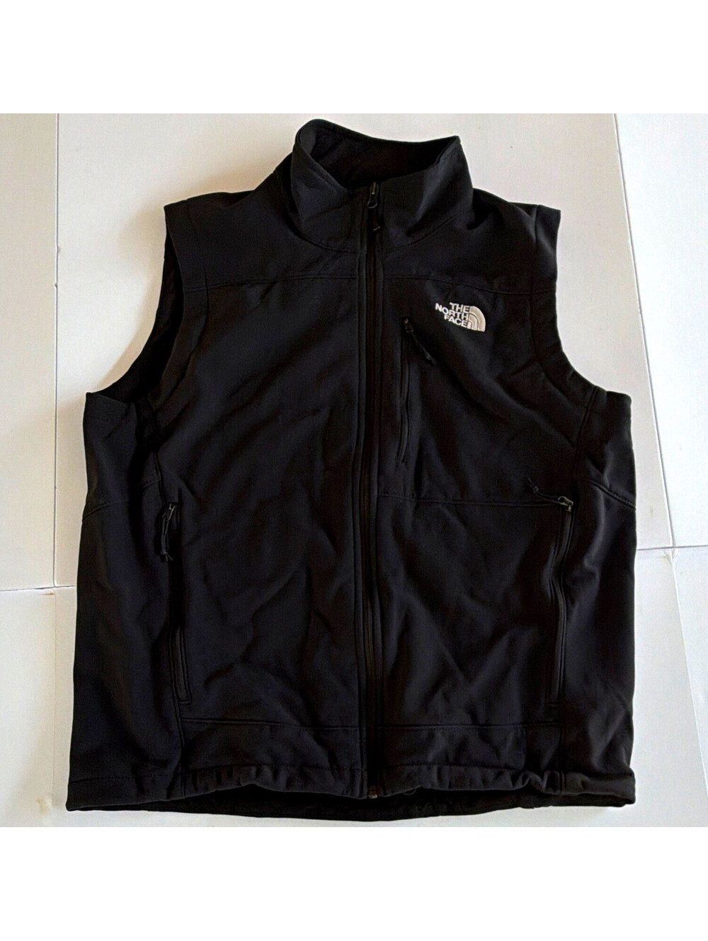 The North Face Men’s Black Solid Full Zip Logo Vest Jacket Size M